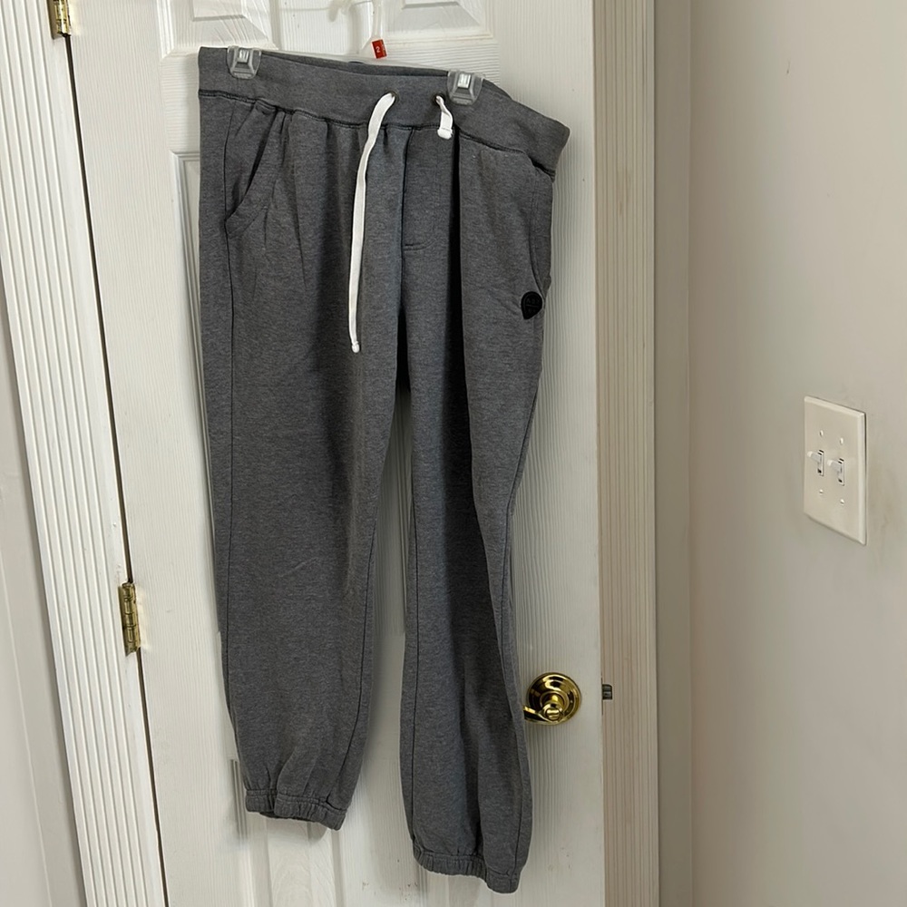 Aeropostale gray sweatpants